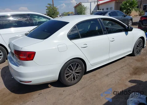 2018 Volkswagen Jetta 1.4T Se/1.4T Wolfsburg Edition from USA, damaged, VIN 3VWDB7AJ1JM238396